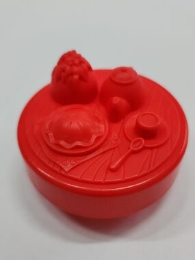 Fisher Price Little People Red Christmas Cottage Santa Table Tea Pot Pie